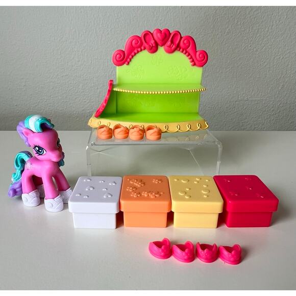 My Little Pony Ponyville Shoe Time With Toola Roola Ages Horse Toy G3 2006 - Picture 9 of 10